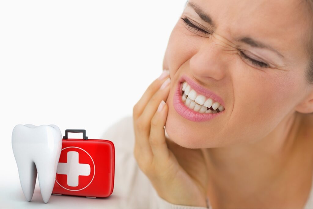Dental-emergency-dentist-Queens